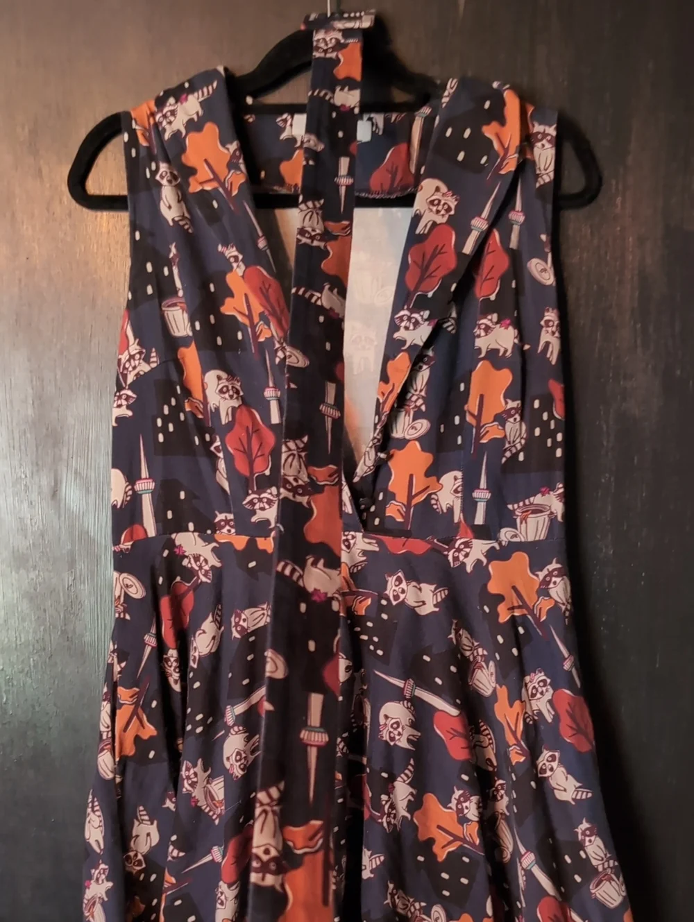 Miss Lulo, Raccoon Print Dress In XL